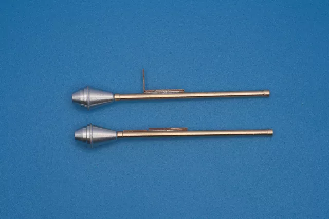 RB Model 35A17 Panzerfaust 30M 1/35 – image 2