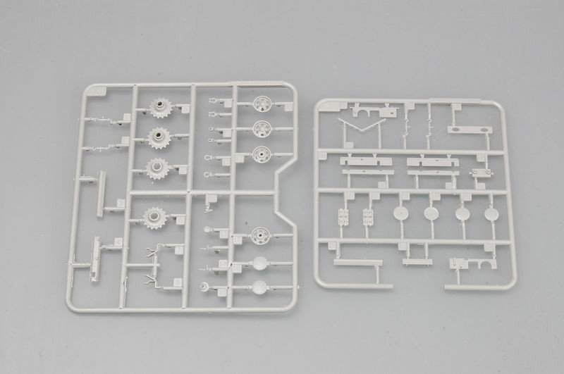 Trumpeter 07265 German Pz.Kpfw KV-1 756( r ) tank 1/72 – Bild 5