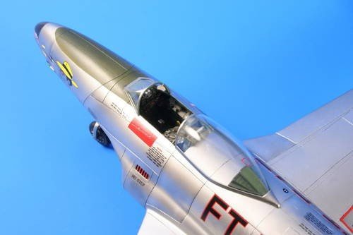 Specjal Hobby 32048 F-80C Étoile filante sur la Corée (1/32)  – image 5
