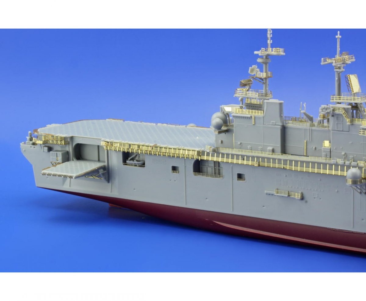Eduard 17033 USS Wasp LHD-1 HOBBY BOSS 1/700 – zdjęcie 8