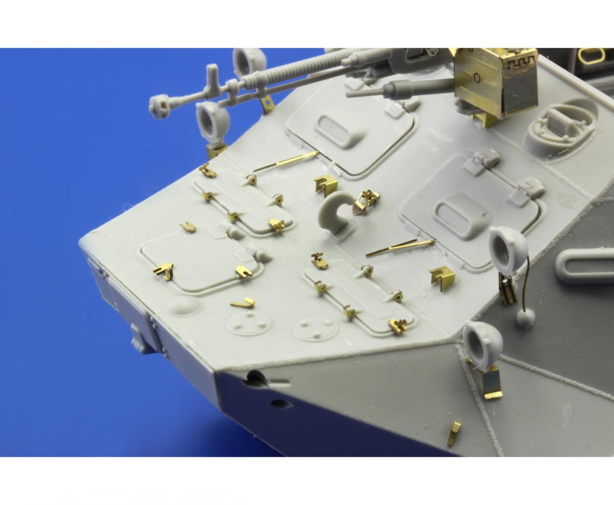 Eduard 36186 BTR-60P APC 1/35 Trumpeter – image 4