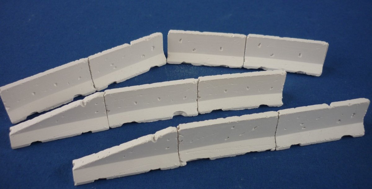 RT-Diorama 35266 Concrete barrier Set No.1 (10 pcs) 1/35 – immagine 8