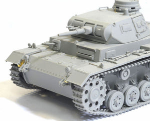 Dragon 6631 Pz.Kpfw. III Ausf. E France 1940 1/35 – image 6