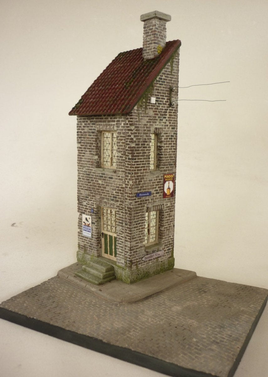 RT-Diorama 35254 Diorama-Base: European Corner Building 1/35 – immagine 4