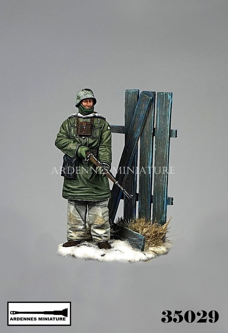 Ardennes Miniature 35029 SOLDAT ALLEMAND - BELGIQUE 1944-1945 1/35 – image 2
