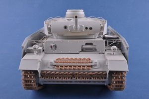 Heller 30321 Pz.Kpfw.III Ausf.J (5cm KwK 38 L/42), Ausf.J (5cm KwK 39 L/60), Ausf.L, Ausf.M 1/16 – imagen 4