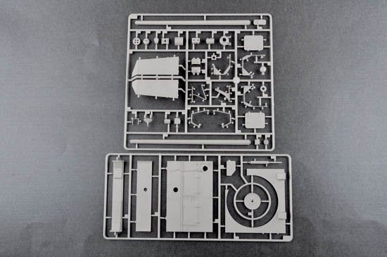 Trumpeter 00920 Char moyen allemand Pzkpfw IV Ausf.H 1/16 – image 10