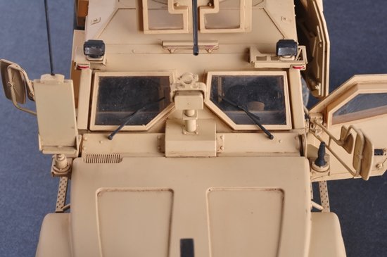 Trumpeter 00930 US M-ATV MRAP 1/16 – immagine 5