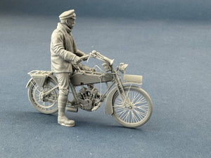 Copper State Models F32-060 German Dispatch Rider standing with a motorcycle (Motorcycle not included) 1/32 – Bild 3