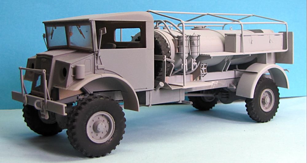Mirror Models 35165 CMP CHEVROLET C60L WATER TRUCK 1/35 – Bild 2