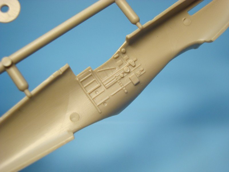 AZ Model AZ7391 Supermarine Spitfire Mk.IXc &amp;quot;Aces&amp;quot; (1/72) – image 13