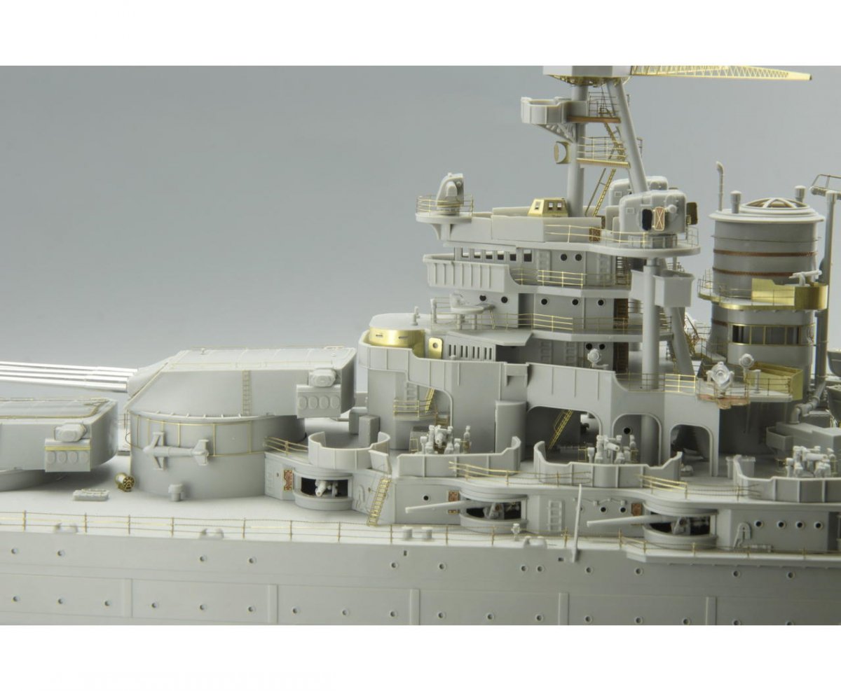 Eduard 53112 USS Arizona part 6 - superstructure TRUMPETER 1/200 – imagen 3