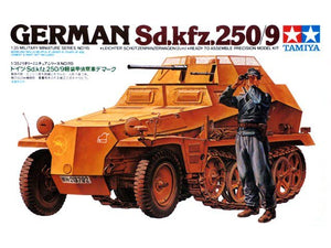 Tamiya 35115 German SDKFZ 250/9 1/35