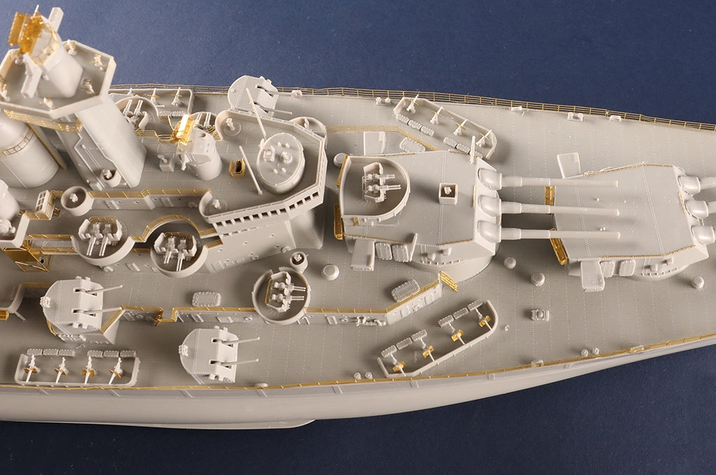 Trumpeter 05373 USS Ohio BB-68 1/350 – image 12