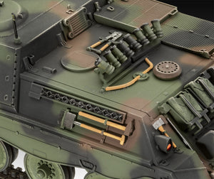 Revell 63353 Raketenjagdpanzer Jaguar 1 Model Set 1/35 – Bild 3