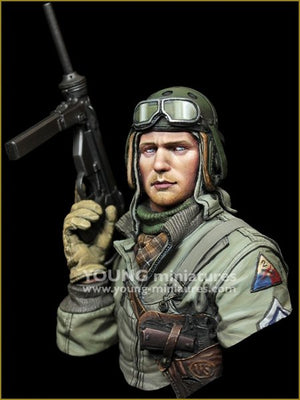 Young Miniatures YM1881 US Tank Crew WWII HELL ON WHEELS 1/10 – image 2