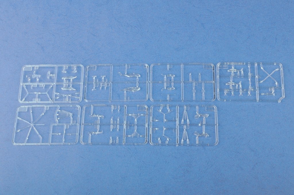 Hobby Boss 83408 USS Iwo Jima LHD-7 1/700 – image 9