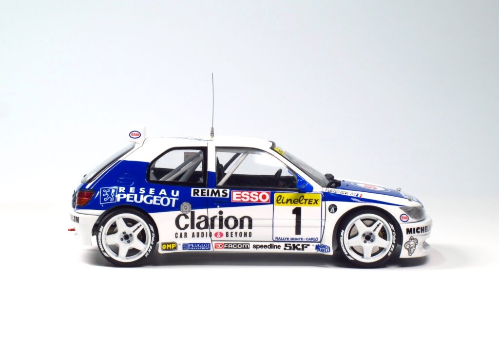NuNu PN24009 Peugeot 306 MAXi ’96 MONTE CARLO RALLY 1/24 – Bild 4