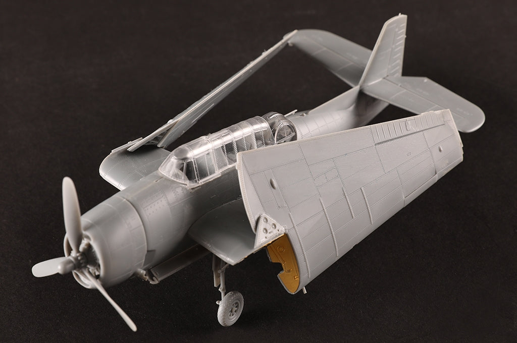 Hobby Boss 87274 TBM-3 Avenger 1/72 – image 12