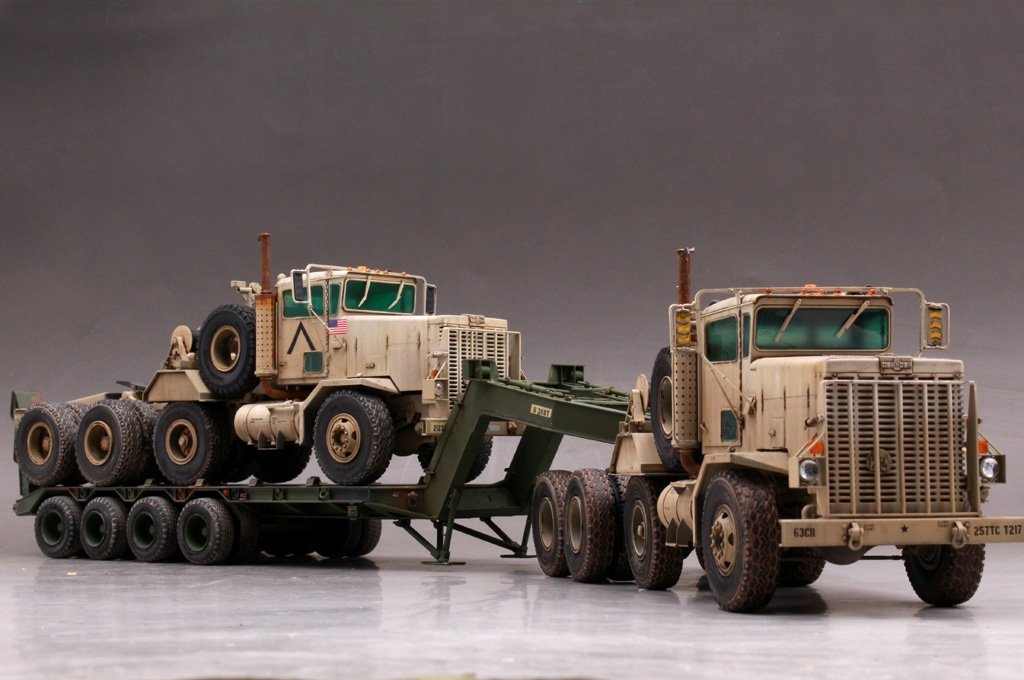 Hobby Boss 85519 M911 C-HET avec semi-remorque pour engins lourds m747 (1/35)  – image 7