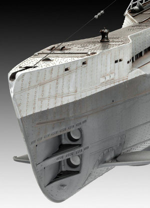 Revell 05133 German Submarine Type IX C/40 – Bild 2