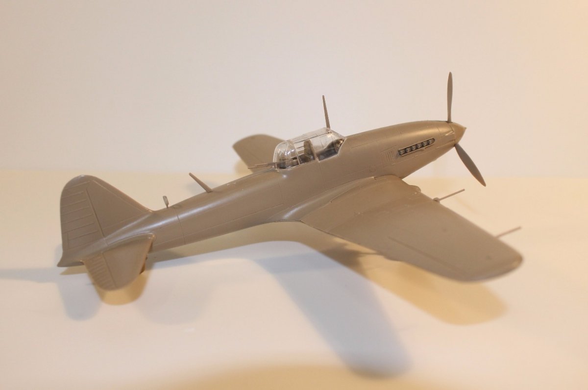 Fly 72037 Ilyushin Il-10 Post-war service 1/72 – image 2