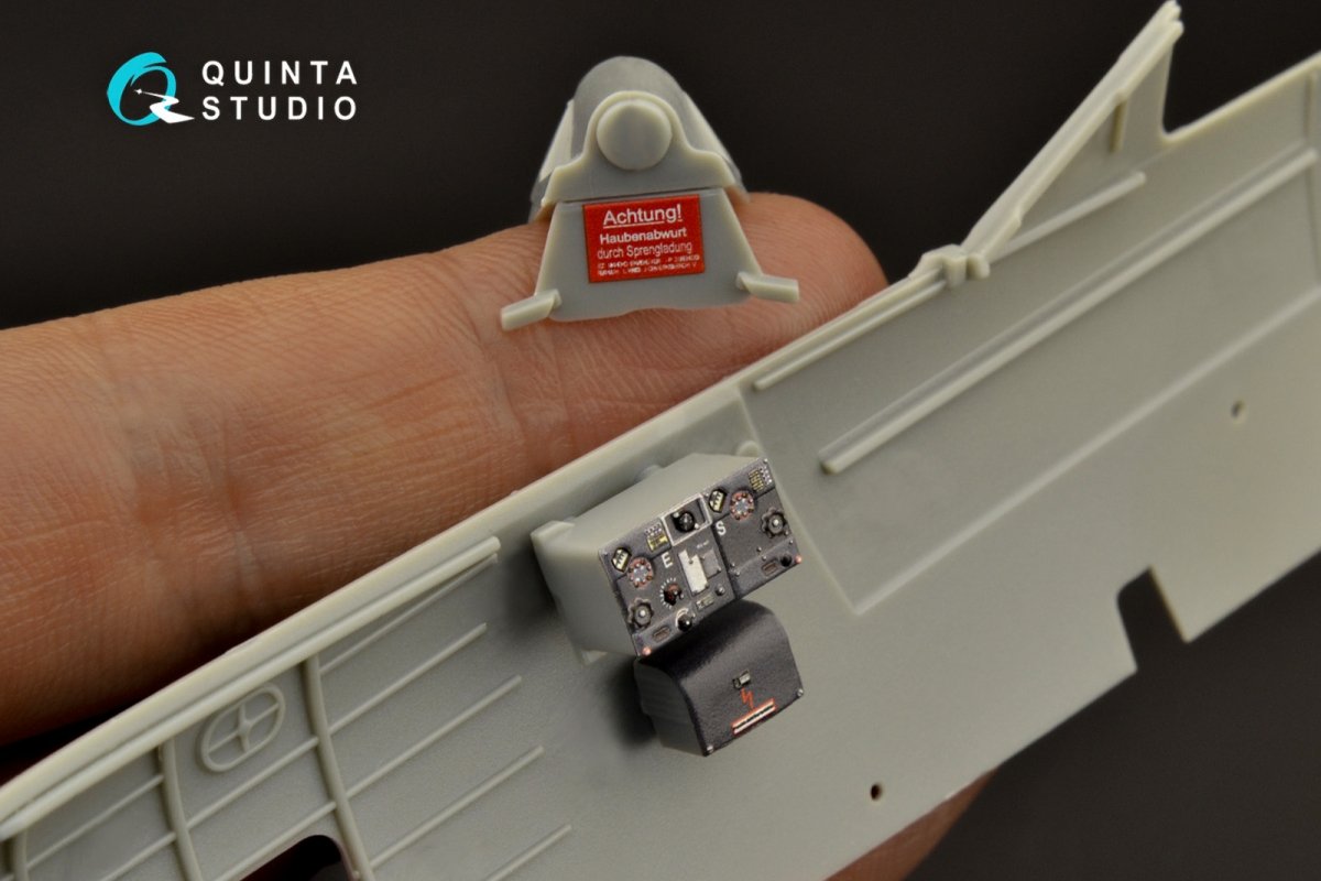 Quinta Studio QD32128 Ta 152H 3D-Printed &amp;amp; colored Interior on decal paper (Zoukei-Mura) 1/32 – image 7