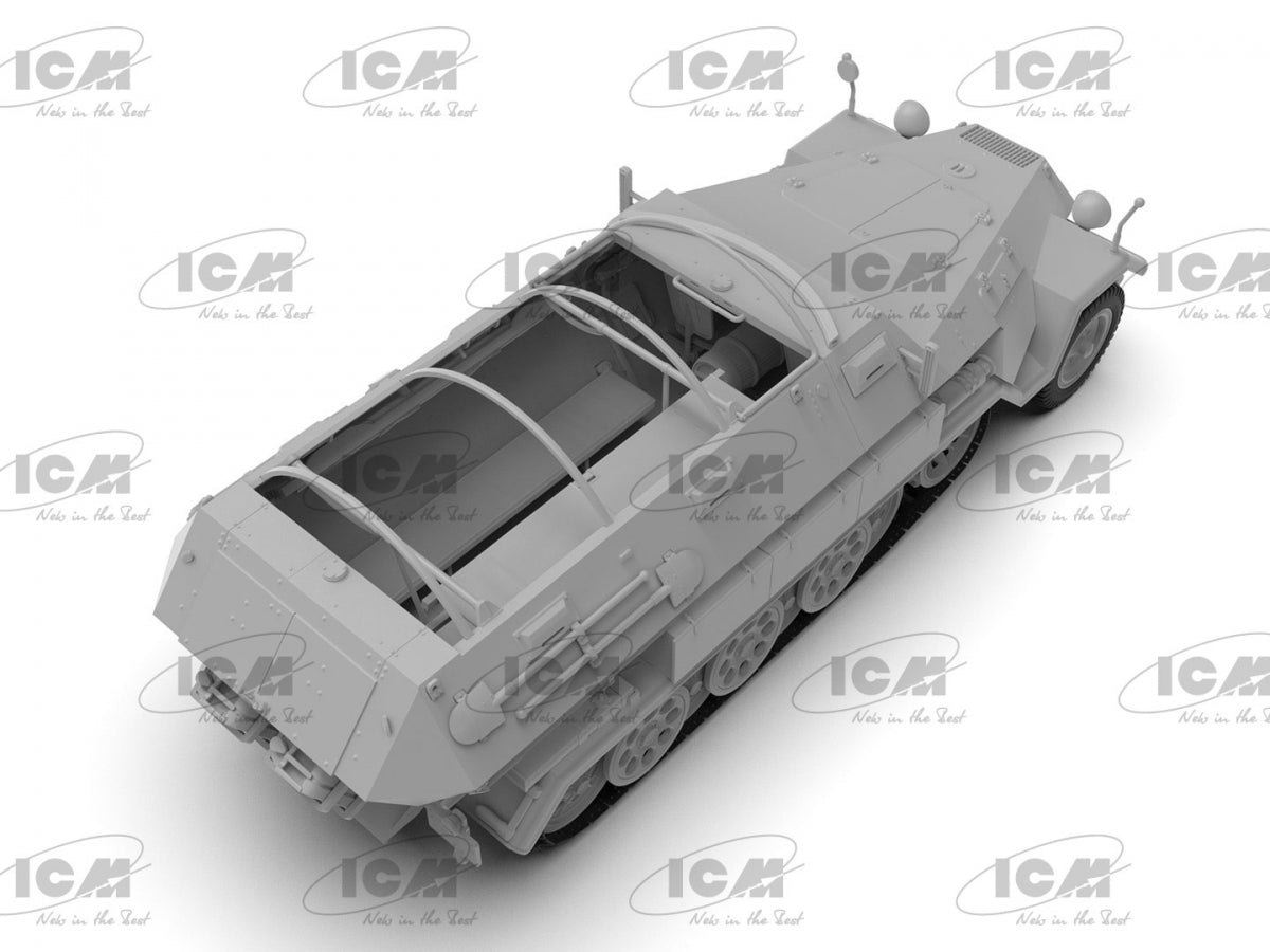ICM 35113 Krankenpanzerwagen Sd.Kfz. 251/8 Ausf А, livery variant for the Eastern Front, 1941-42 1/35 – Bild 4