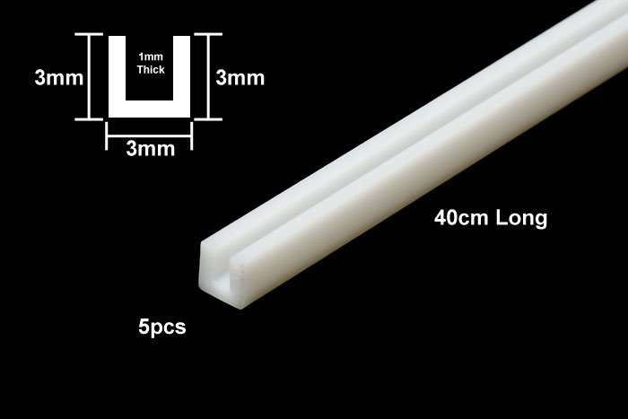 Tamiya 70202 Équerre en plastique en forme de U 3 mm - paquet
