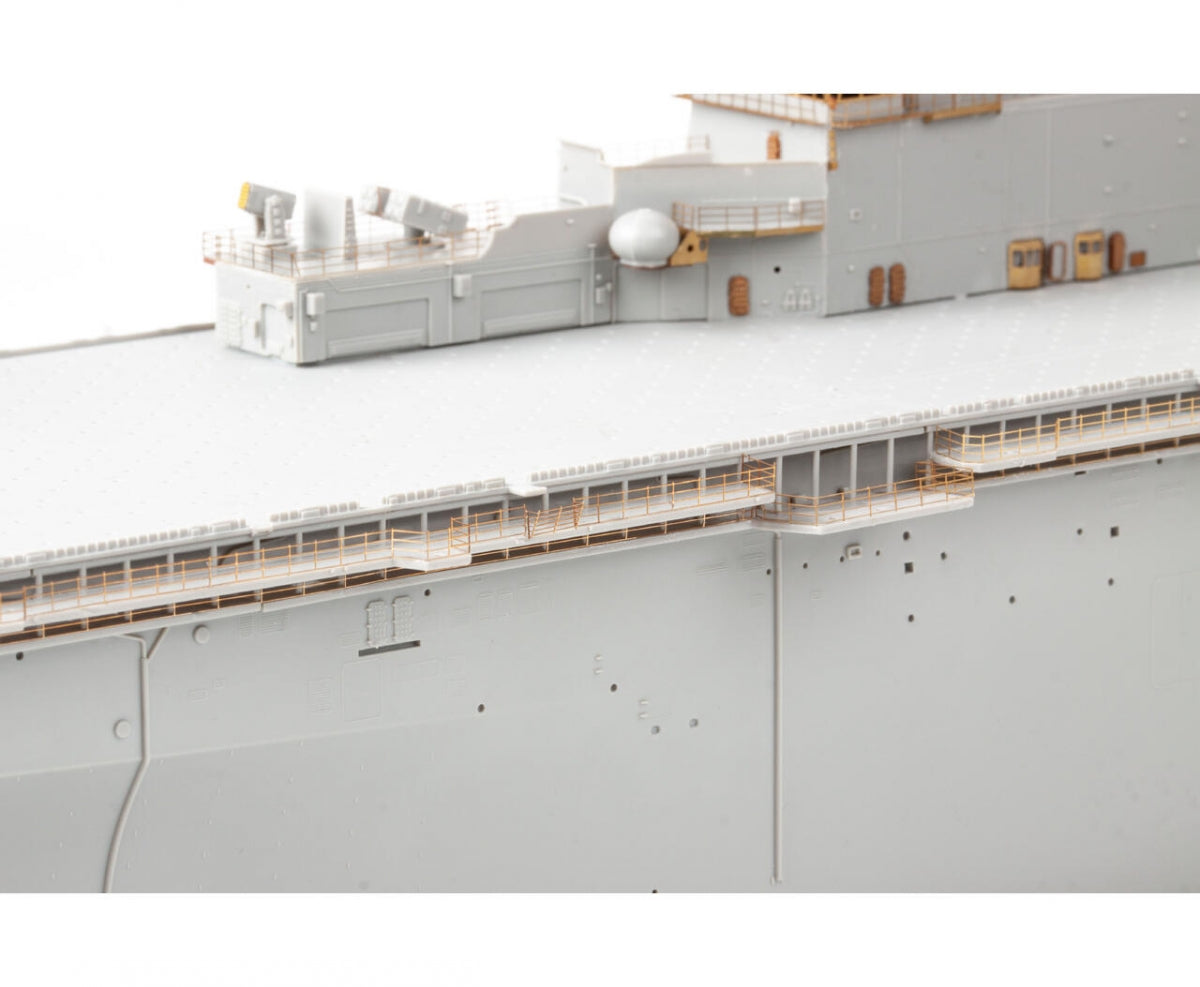 Eduard 53321 USS Wasp LHD-1 part 4 Trumpeter 1/350 – immagine 8