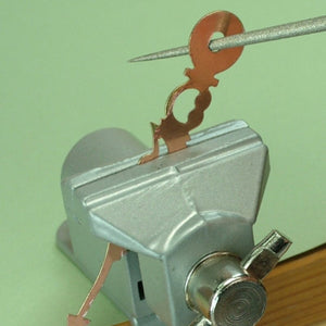Modelcraft PVC7002 Mini Bench Vice – image 3