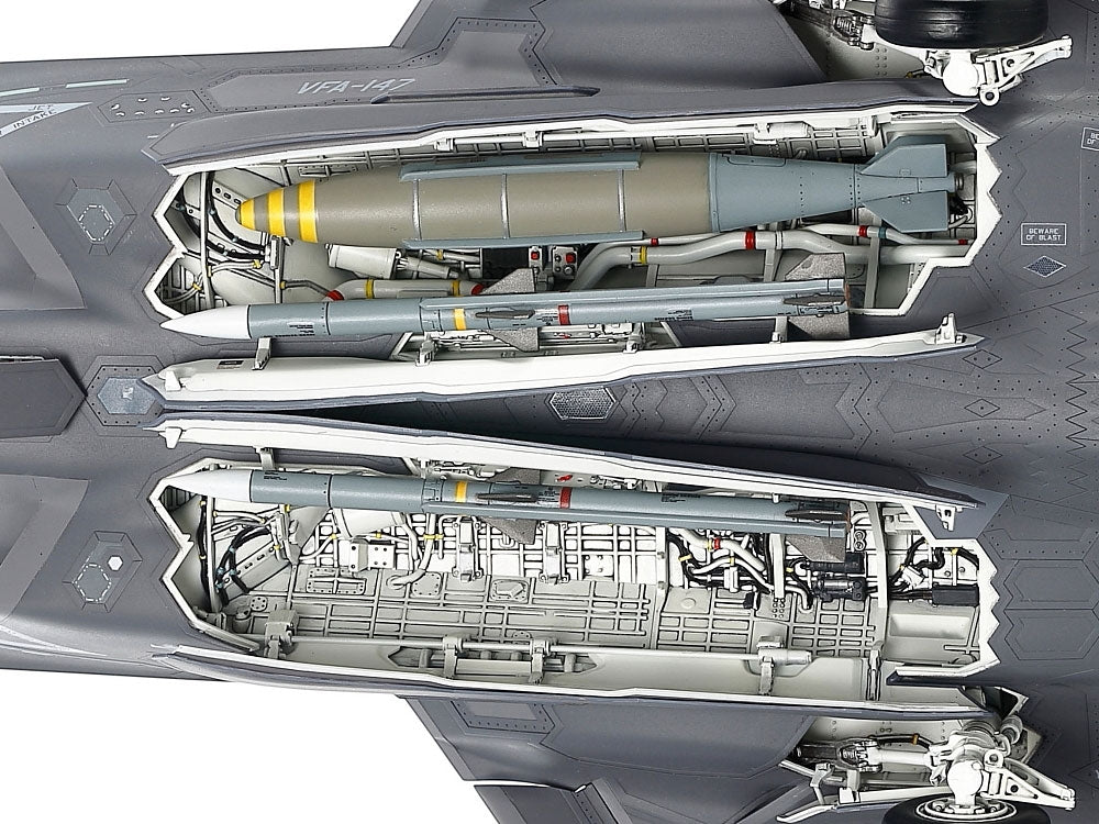 Tamiya 61127 Lockheed Martin F-35C Lightning II 1/48 – immagine 19