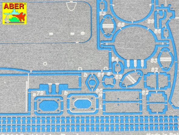Aber 35253 Iraqi Medium Tank T-55 ENIGMA - vol.1 - basic set 1/35 – immagine 8
