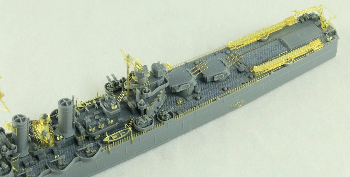 Vee Hobby E57017 USS Phoenix CL-46 1944 - Deluxe Edition 1/700 – image 11