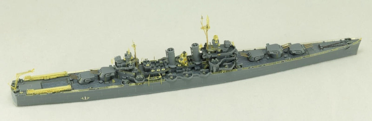 Vee Hobby E57017 USS Phoenix CL-46 1944 - Deluxe Edition 1/700 – image 13